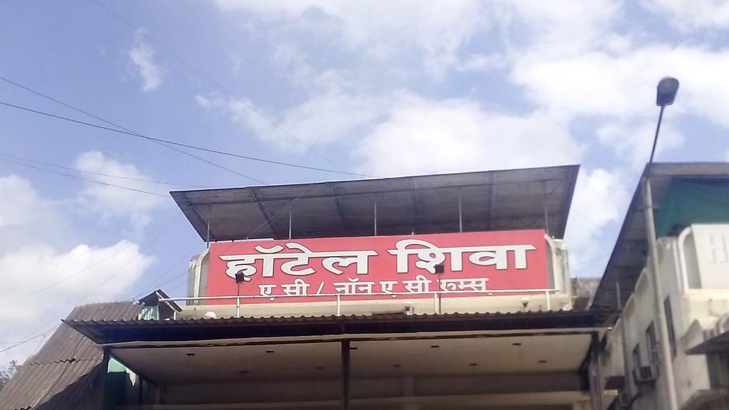 Hotel Shiva Panvel Exterior foto